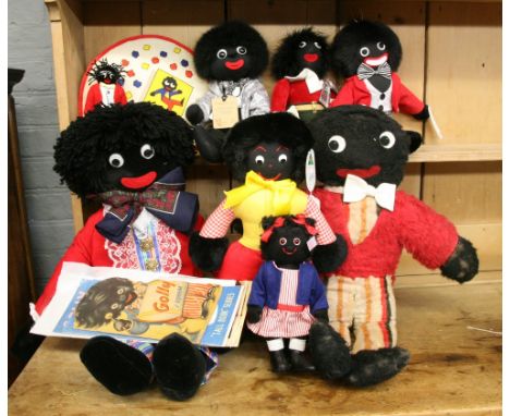 A Steiff Golly Girl, in original box, packaging and with certificate of authenticity, 26cm, together with a D-Gee limited edi