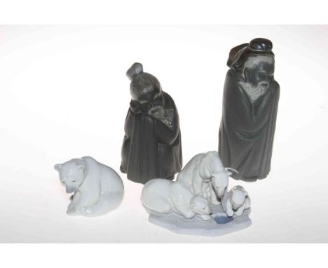 Two Lladro Polar Bear groups and two Oriental's (4).