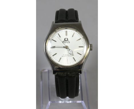 A gentleman's manual stainless steel cased wristwatch with silvered dial, second sweep seventeen jewel movement and water res