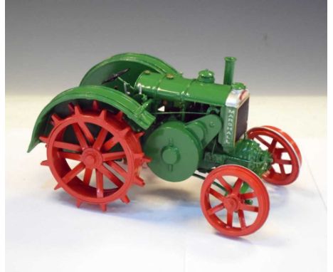 G&amp;M Originals Model 18/30 green Marshall Tractor with box