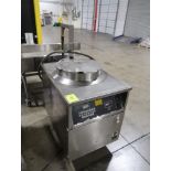 BKI auto-lift fryer