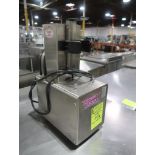 ERA countertop shaker