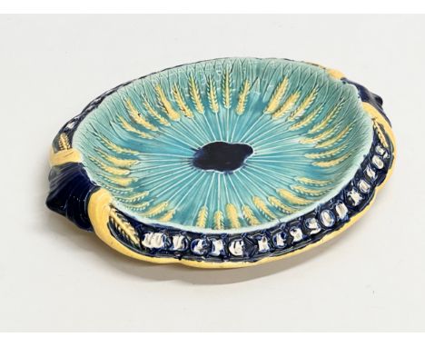 A Late 19th Century Majolica bread plate. Where Reason Rules, The Appetite Obeys. 33x26cm.