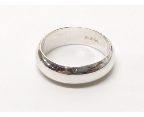 Gents silver band ring, size X.