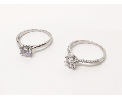 2 silver rings, sizes O &amp; P