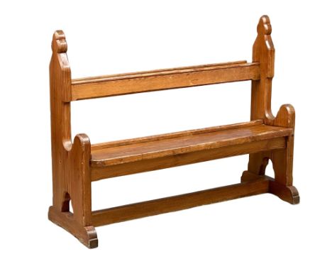A 19th Century Victorian pitch pine gothic style church bench/hall bench. Circa 1880. 138x51x106cm