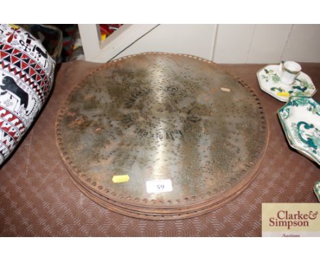 A quantity of Polyphon discs