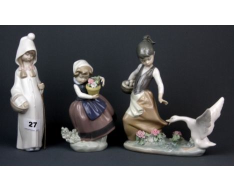 Three Lladro figures of children, tallest H. 21cm.