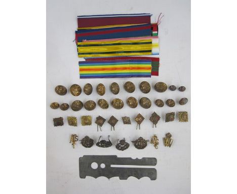 Box of ATS cap and collar badges together with WWI army buttons and medal ribbons