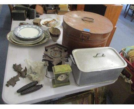 A mixed lot to include a Black Forest cuckoo clock, A/F, an onyx clock, a metal hat box and a fish kettle 