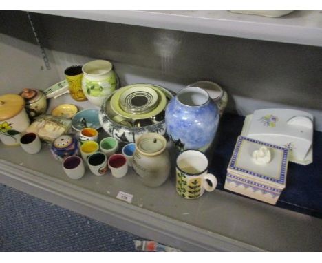 A mixed lot to include a Poole pottery butter dish, a boxed Coalport plate and other items 