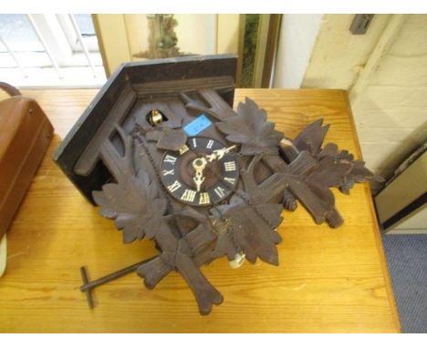 An early 20th century Black Forest cuckoo clock A/F 