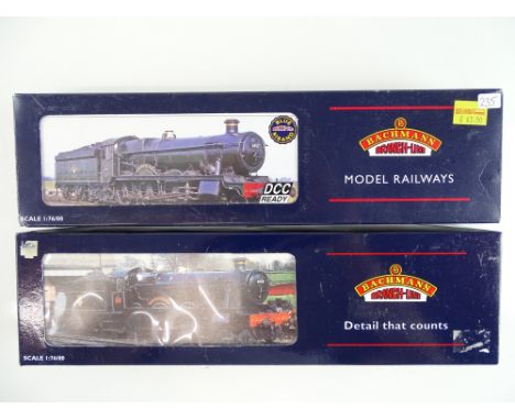 A pair of BACHMANN Hall Class steam locomotives in BR green and black liveries - VG in G/VG boxes (2)