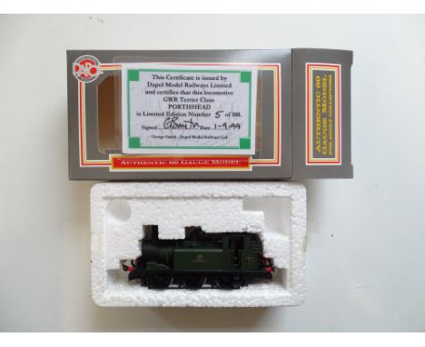 A DAPOL limited edition Terrier class steam tank locomotive in GWR green livery "Portishead", #5 of 100 - VG in G/VG box