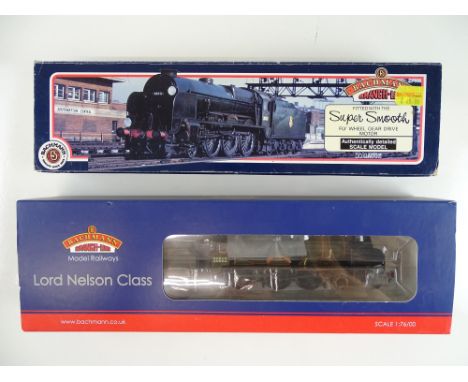 A pair of BACHMANN Lord Nelson Class steam locomotives - one in SR green livery and one in BR green livery - VG in G/VG boxes