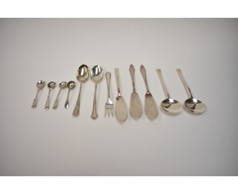 Mixed silver condiment flatware including butter knives, mustard spoons, coffee spoons, etc (12).  112g