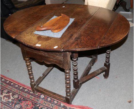 Early 18th century oak gateleg table with bobbin turned legs 