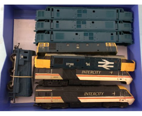 Quantity of Hornby Triang and Lima locomotive bodies for spares