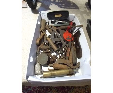 TRAY OF VINTAGE TOOLS ETC