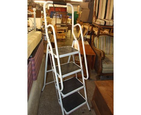 COOPERS 4 STEP SAFETY LADDER