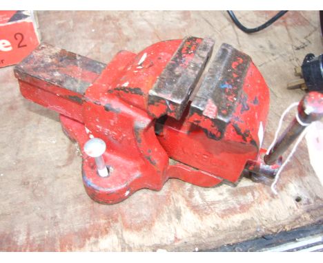 WODEN 186 B/1 CAST IRON BENCH VICE