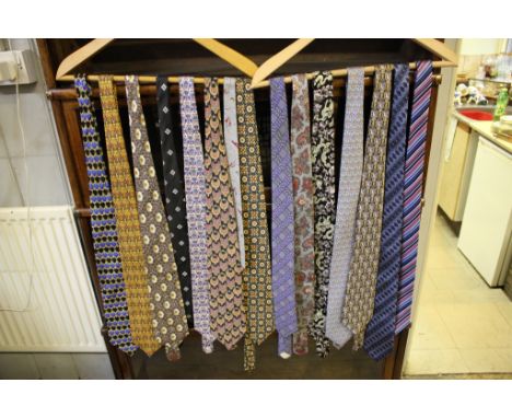 Gentlemen's ties by Christian Dior, Yves Saint Laurent, Rene Chagall, Aquascutum, Lewin, W.Bill, Hechter, Isador, Folkespeare