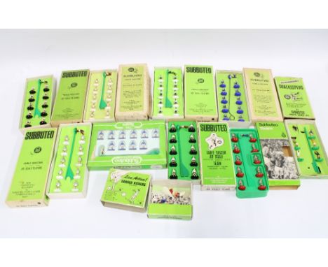 A collection of vintage Subbuteo boxed sets to include eight 00 scale players, corner kickers and goalkeepers (10) 