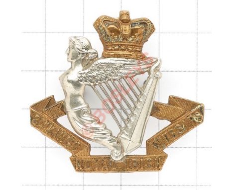 8th King’s Royal Irish Hussars Victorian OR’s bi-metal cap badge circa 1896-1901. A good die-stamped example. Crowned Maid of