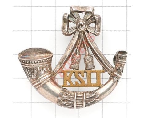 King’s Shropshire Light Infantry Officer’ silver and gilt KSLI cap badge. A fine and scarce die-cast unmarked example. Loops 