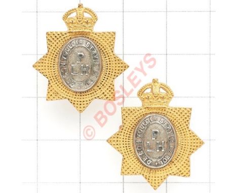 Indian Army. Punjab Light Horse Officer’s pair of collar badges. Fine British made die-cast gilt crowned star mounted with si
