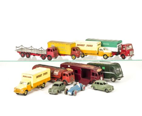 Dinky Supertoys, 930 Bedford Pallet Jekta Van (2), 905 Foden Flat Truck With Chains, red/grey, 941 Foden 'Mobilgas' Tanker, 9