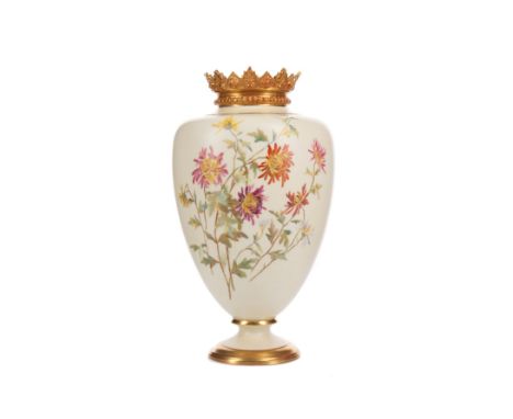 ROYAL WORCESTER BLUSH IVORY BALUSTER VASE, decorated with floral sprays, with a moulded gilt 'coronet' neck and gilt borders,