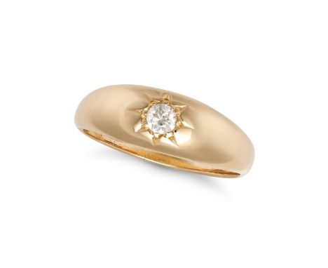 AN ANTIQUE DIAMOND GYPSY RING in 18ct yellow gold, set with an old cut diamond in a star motif,&nbsp;stamped 18CT, partial Br