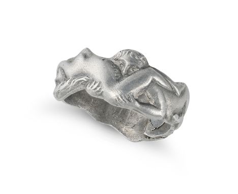 NO RESERVE - AN EROTIC RING designed as a series of men and women engaged in fornication, no assay marks, size U1/2 / 10.5, 2