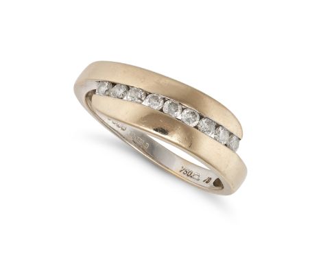 NO RESERVE - A DIAMOND RING in 18ct white gold, in crossover design, set with a row of round brilliant cut diamonds,&nbsp;ins