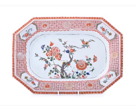 A Chinese Export famille verte serving dish, Kangxi, painted with a flowering tree, 36.3cm wide 清康熙 五彩花卉纹八方盘Condition Report: