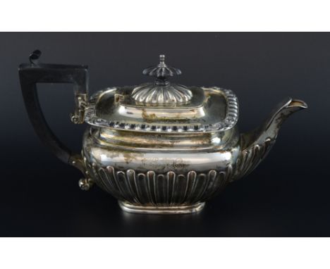 Edward VII silver teapot with half-gadrooned body, by W. G. Keight, Birmingham, 1907, gross weight 13.6oz, 423g,