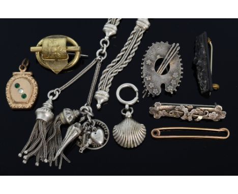19th C silver and white metal jewellery to include an artist easel brooch, French bracelet with charms and other items 