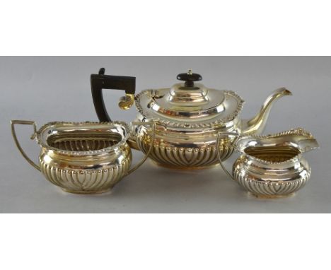 George V silver three piece tea service hallmarked Birmingham 1922 