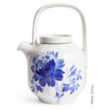 1 x ROYAL COPENHAGEN Blomst 'Blue Peony Tree' Porcelain Teapot - Original Price £142.00 - Read