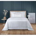 1 x YVES DELORME 'Athena' Luxury Kingsize Egypian Cotton DUVET Cover - Dimensions (approx): 240 x
