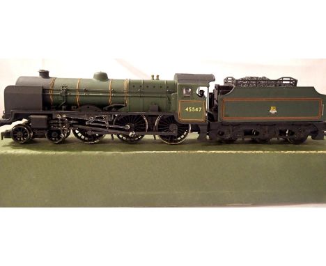 Hornby Patriot Class, refinished Green, Early Crest, 45547, detailed, in good condition, storage wear to box. P&amp;P Group 1