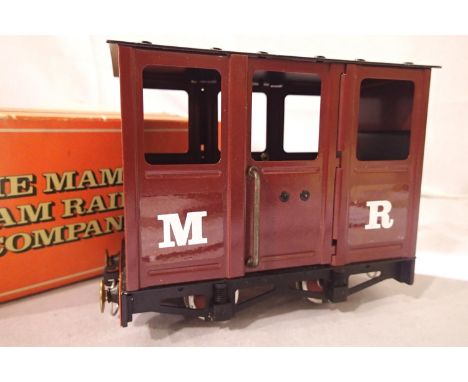 Mamod Railway coach in maroon. Very good - excellent condition, box is poor. P&amp;P Group 1 (£14+VAT for the first lot and £