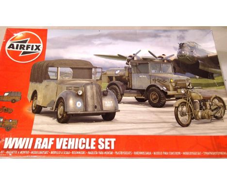 Airfix 1/72 scale WWII RAF vehicle set. Appears complete, unchecked. P&amp;P Group 1 (£14+VAT for the first lot and £1+VAT fo