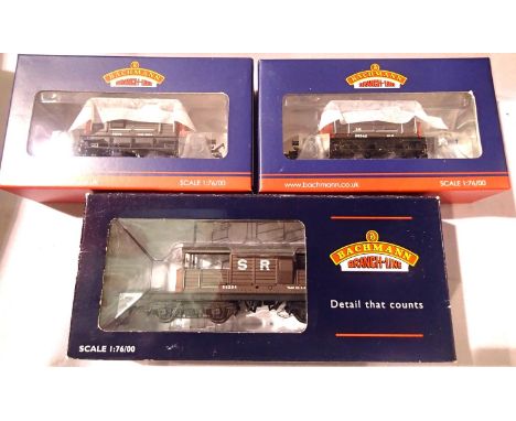 Three Bachmann Southern Region brake vans 33-827B Queen Mary, 38-400 pill box white roof and 38-403 pill box grey roof. All i