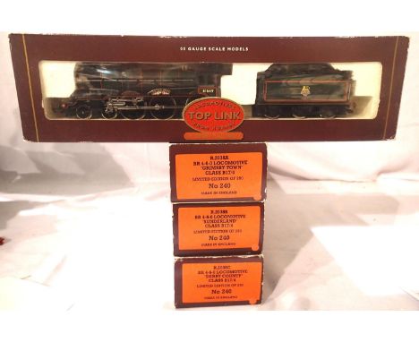 Hornby R2038D, Class B17/4, Sheffield United, 61649, Green Early Crest. 1 of a set of 4 produced for Rails limited edition 24