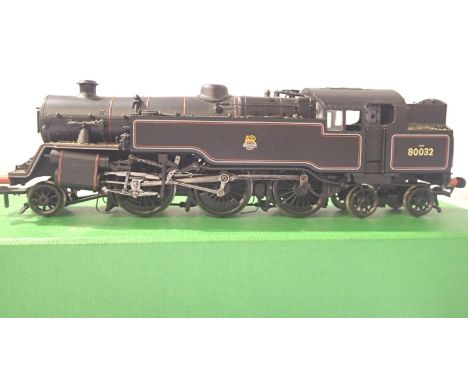 Bachmann Class 4, 2.6.4. tank, 80032, Black, Early Crest, in very good condition, storage wear to box. P&amp;P Group 1 (£14+V