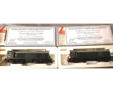 Two Lima class 20 locomotives, BR Green, Late Crest, no D8040 and D8041, produced c1993 for Model Railway and Miniature Engin
