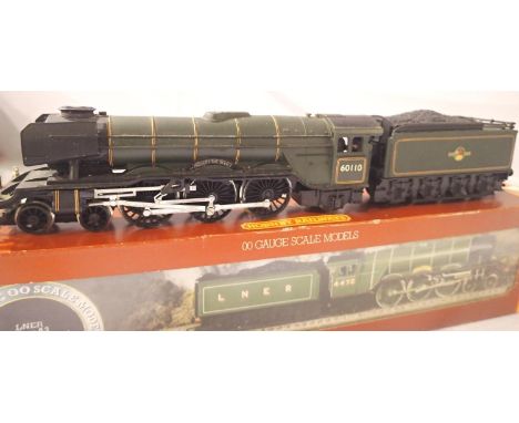 Hornby Class A3, refinished BR Green, Late Crest, 60110, Robert The Devil, detailed, in good condition, box poor. P&amp;P Gro