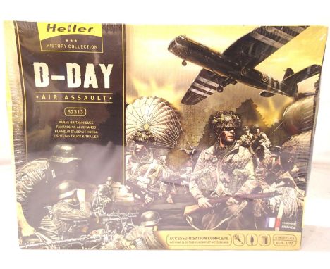 Heller 1/72 scale D Day Air Assault kit comprising; Horsa assault glider, US 1/4 ton truck and trailer, English paratroopers 